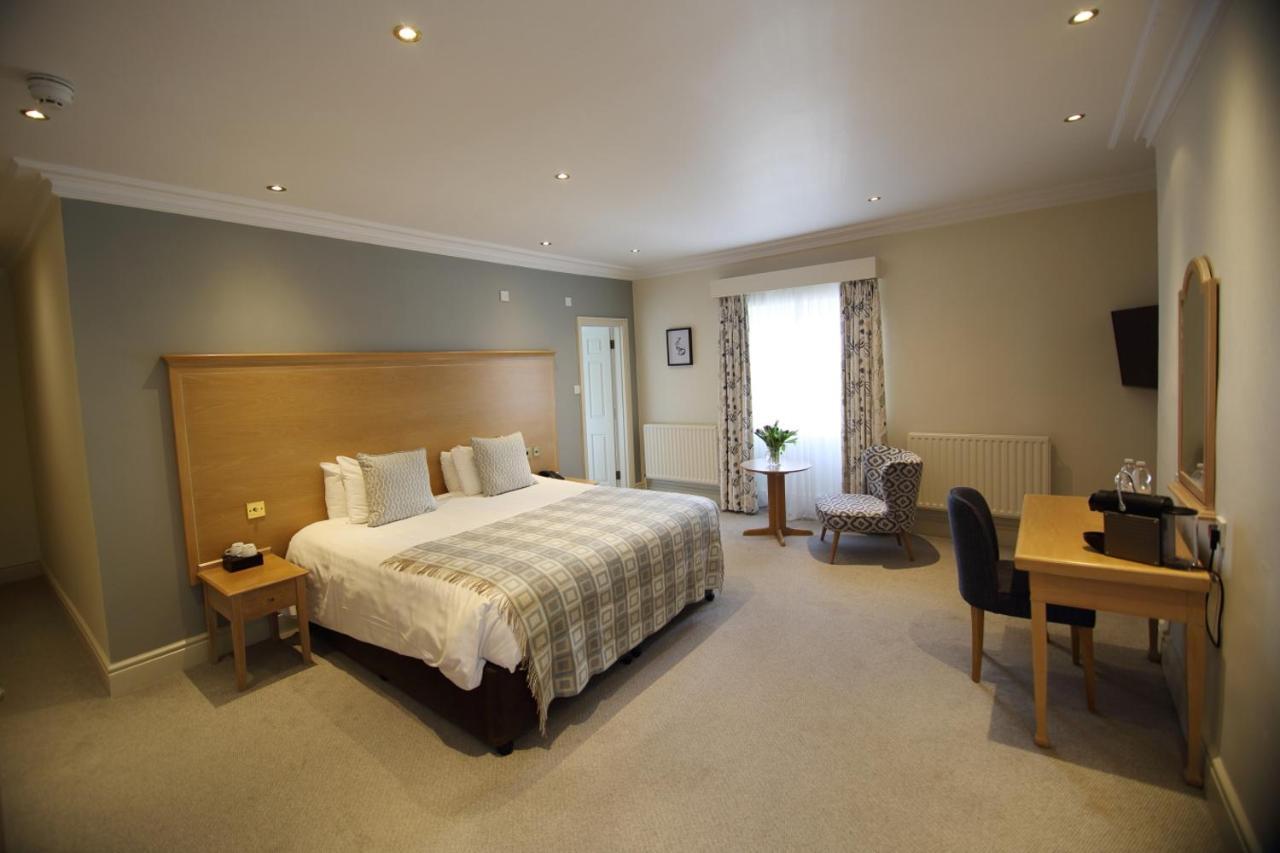 Mercure Gloucester Bowden Hall Hotel Buitenkant foto