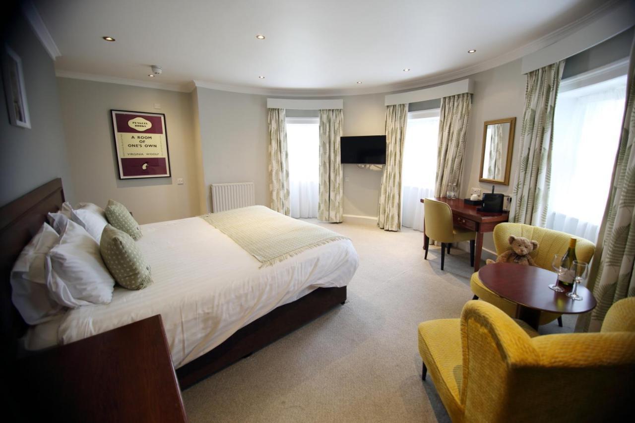 Mercure Gloucester Bowden Hall Hotel Buitenkant foto